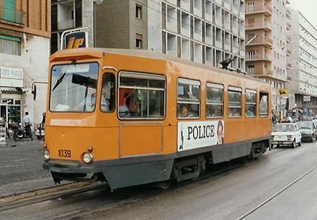 Tram-1039-01-1st.jpg