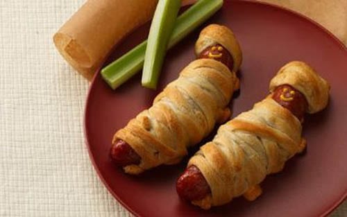 momia-dogs1.jpg