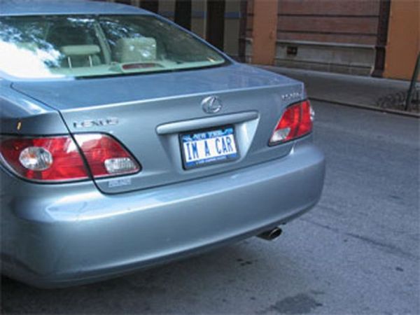 hlarious_car_license_plates_20.jpg