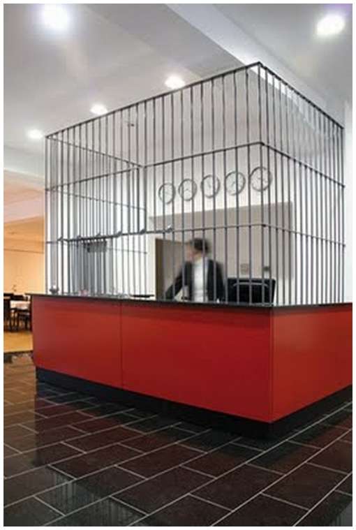 German-Prison-Hotel-18.jpg