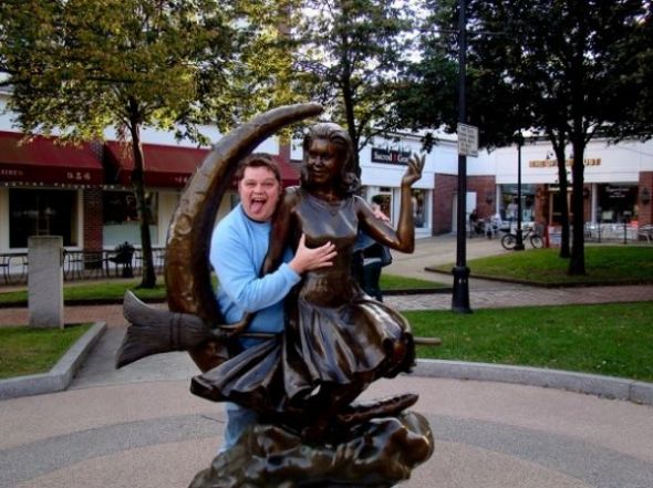 statue-pose-02.jpg