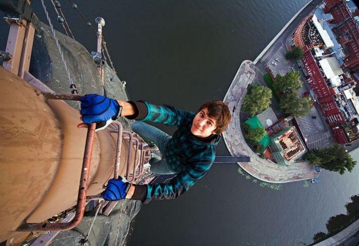 rooferstyry27.jpg