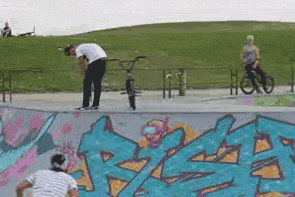 tumblr_lxl35aKnoa1r6dry6o1_400.gif