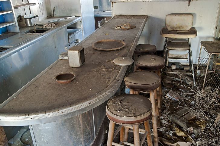 restaurante-abandonado.jpg