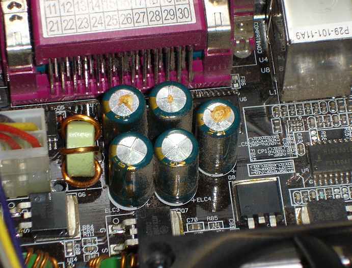 CAD8Capacitores.png