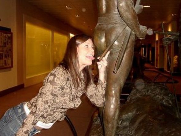 statue-pose-24.jpg