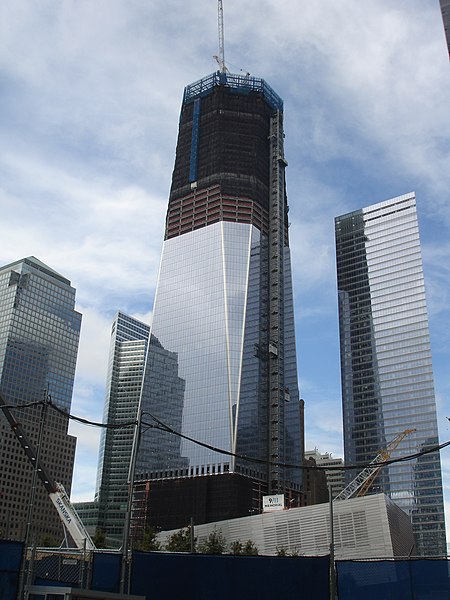 450px-OneWTCAug16.jpg