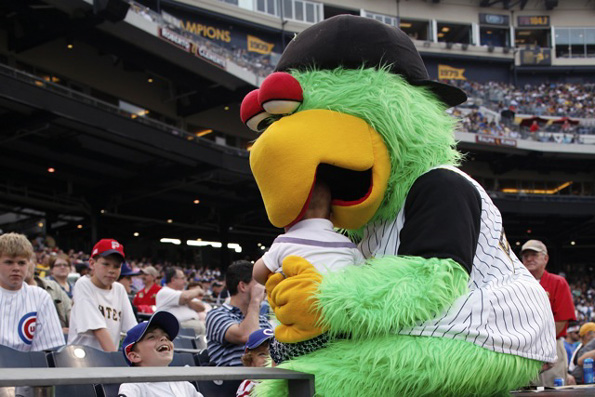 Mascots-Being-Awesome-7.jpg