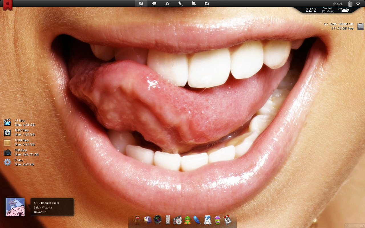 my_desk_by_djcompressor-d3gto3l.png