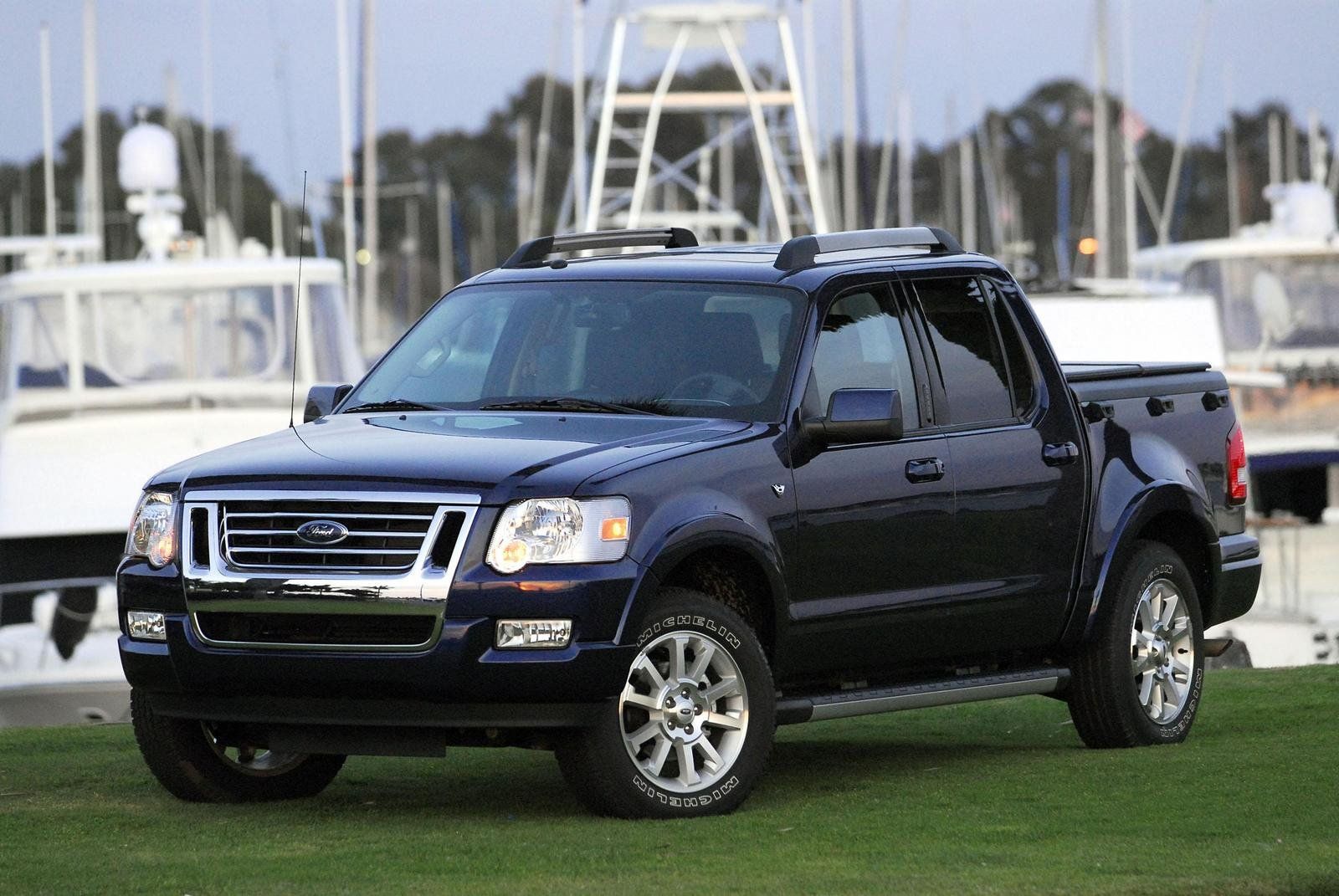 2007-ford-explorer-sport--33_1600x0w.jpg