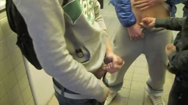 7962974aad22e48b312a941addaaed5db8c32db.jpg