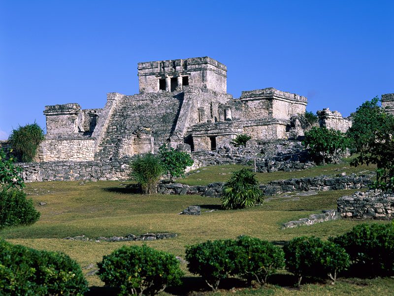 el_castillo_tulum_mexico_-_800x600.jpg
