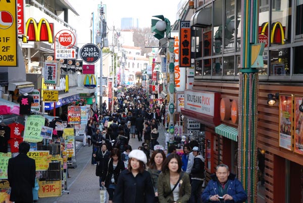 takeshita_street_harajuku_tokyo_japan_photo_jnto.jpg