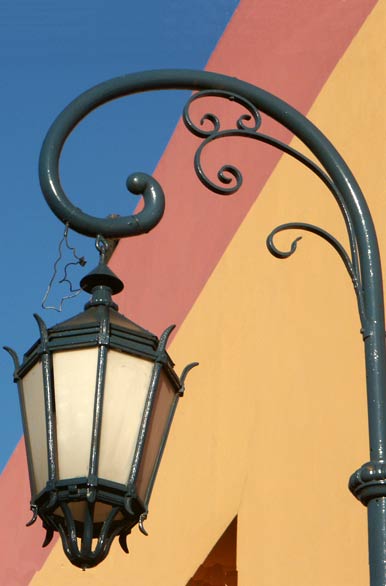 caminito-farol.jpg