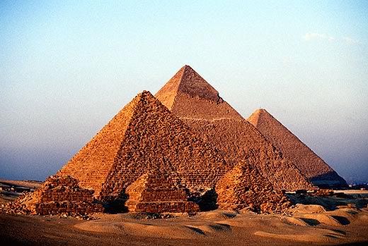Great-Pyramids-at-Giza-Egypt-4.jpg