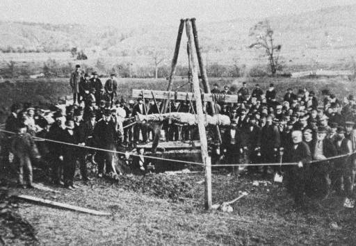 Cardiff_giant_exhumed_1869.jpg