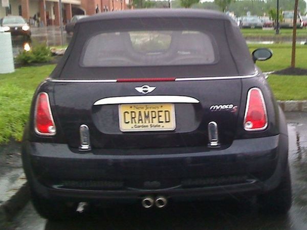 hlarious_car_license_plates_13.jpg