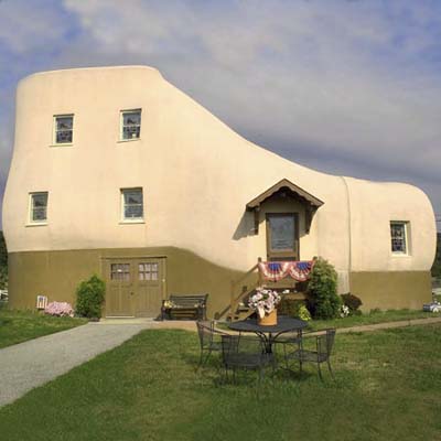 13-wacky-house.jpg