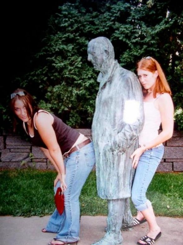 statue-pose-32.jpg