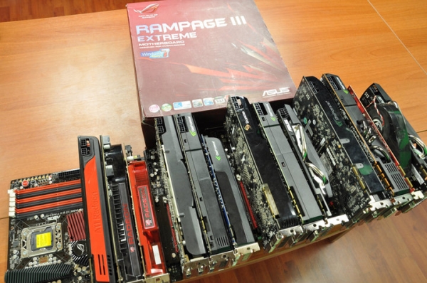 asus_x3_rogxpander_7_dh_fx57.jpg