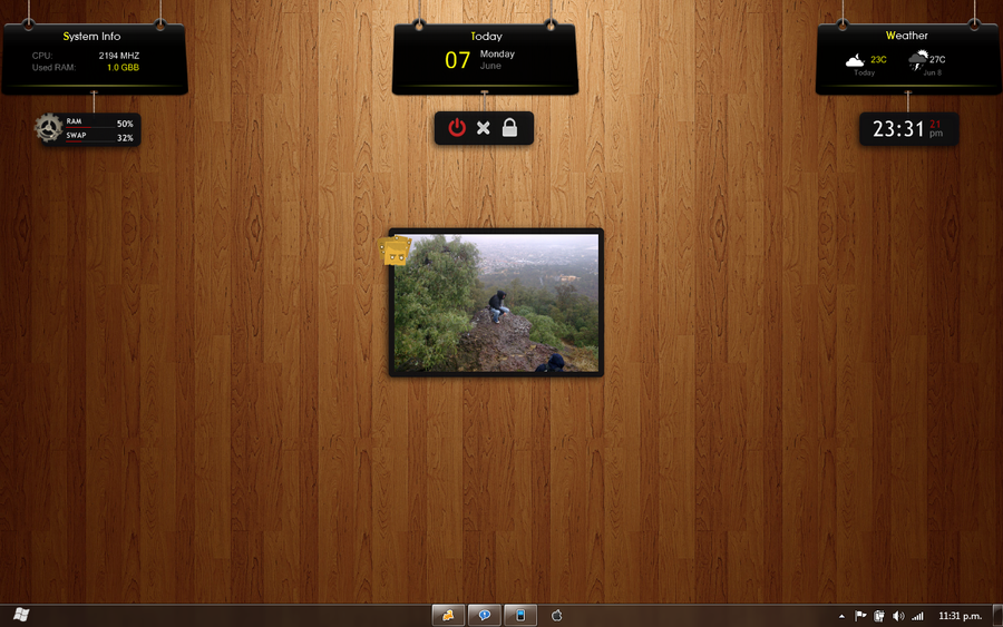 Desk_junio_by_memotexDSG.png