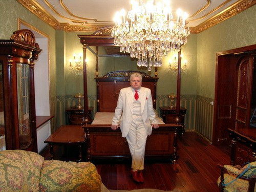 hombremillonario12.jpg