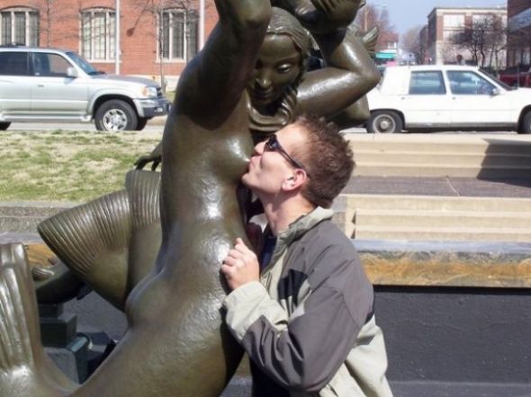 statue-pose-09.jpg