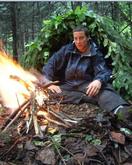 Bear-Grylls-bear-grylls-806288_450_563.jpg