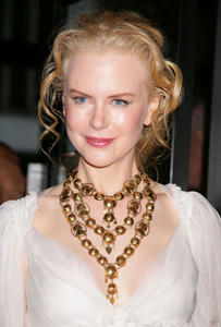 th_739074970_NicoleKidman_123_568lo.jpg