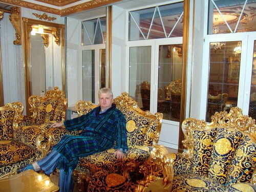 hombremillonario06.jpg