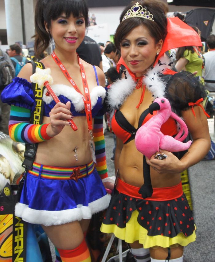comic_con_2011_girls_10.jpg