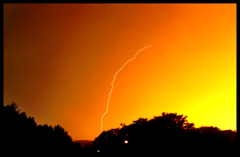 Stormy_Orange_by_billyunderscorebwa.jpg
