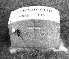 EDWARD+GEIN09.jpg