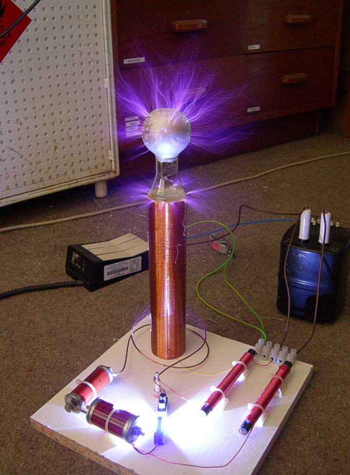 Tesla_Coil_1_05.jpg