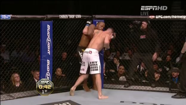 FEtUFC140MachD00.jpg