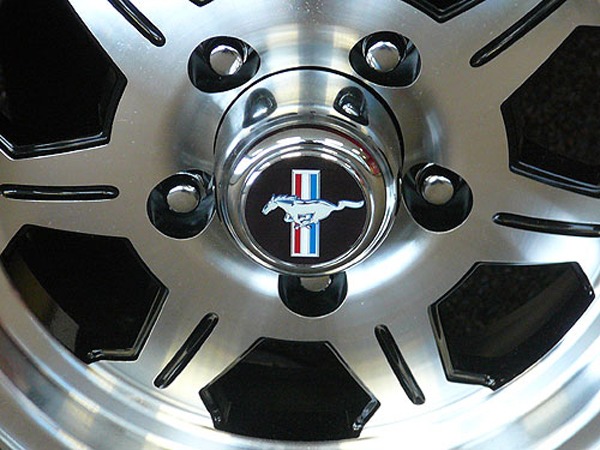 Ford-Mustang-mesa-de-billar-07.jpg