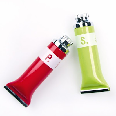 sal%2By%2Bpimienta%2Bmesa%2Bcocina%2Bpintura%2Btubos%2Bcolores%2Bpintor%2Barte%2B2%2Bgeek%2Bfriki%2Bgadgets%2Bla%2Bguarida%2Bcosas%2Bcasa%2Braro%2Bhogar%2Bmuebles%2Bfurniture%2Bthings%2B.jpg