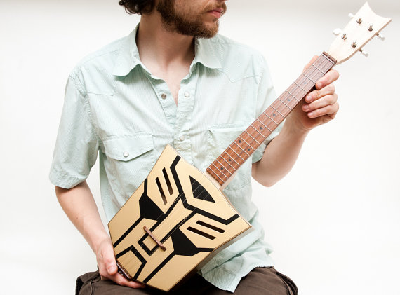 ukulele%2Bguitarra%2Binstrumento%2Bmusical%2Bcuerdas%2Btranformers%2Brobots%2Bmegatron%2Boptimus%2Bprime%2B1%2Bgeek%2Bfriki%2Bgadgets%2Bla%2Bguarida%2Bcosas%2Bcasa%2Braro%2Bhogar%2Bmuebles%2Bthings%2B.jpg