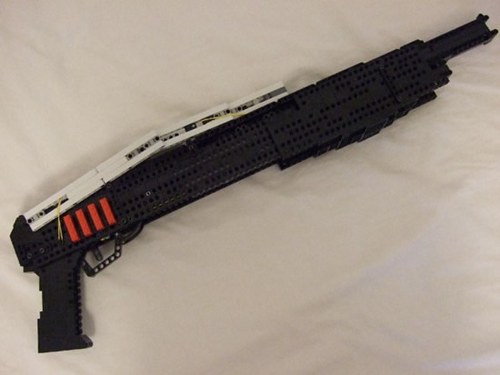 armas-lego---5_500x375.jpg