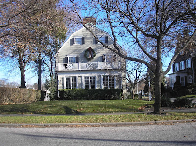 20081217045046!Amityville_house.JPG