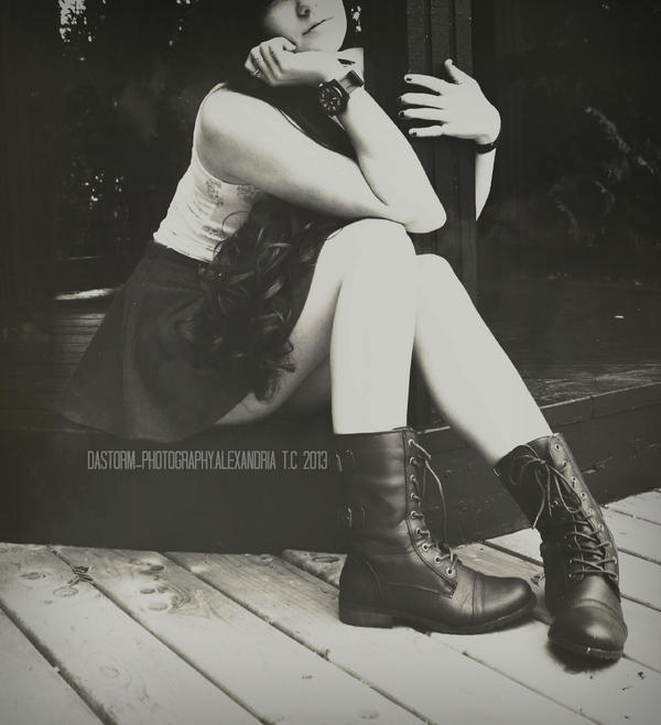 like_you_want_to_be_loved__by_dastorm_photography-d6jvk5k.jpg