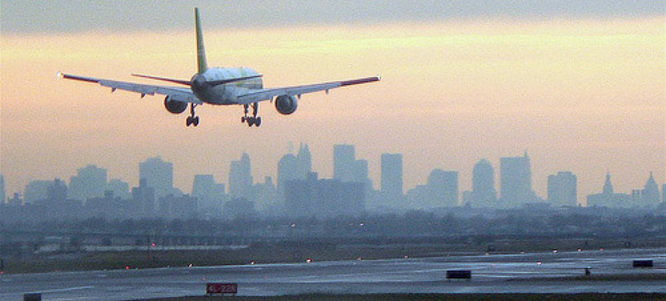 holiday-travel-tips-cheap-flight-tickets-new-york-jfk.jpg