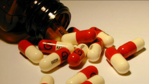 120118105051_antibiotics_pills_304x171_bbc_nocredit.jpg
