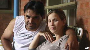 120411232913_argentina_baby_parents_dead_alive_304x171_ap.jpg